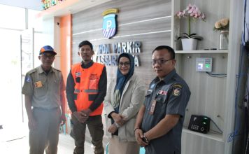 Rompi, Id card dan Karcis Tanda Jukir Resmi Perumda Parkir Makassar