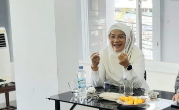 Danny Pomanto dan Perumda Parkir Makassar Raih Penghargaan Pembina BUMD dan TOP BUMD Awards 2024