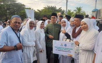 Wali Kota Makassar Lantik UPZ Perumda Parkir, Bukti Perwujudan Makassar Gemar Berzakat